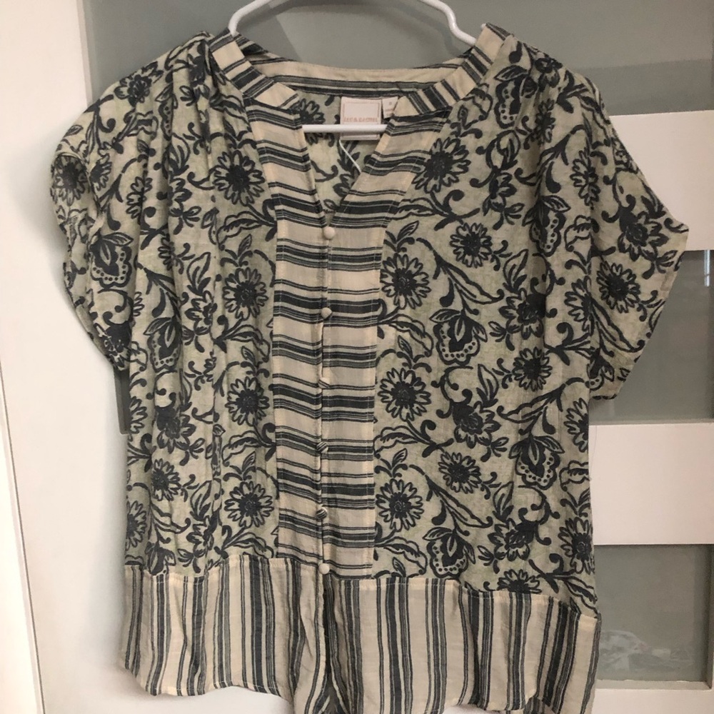 Zac & Rachel Evru and black Floral & Stripe Short Sleeve Top Size S